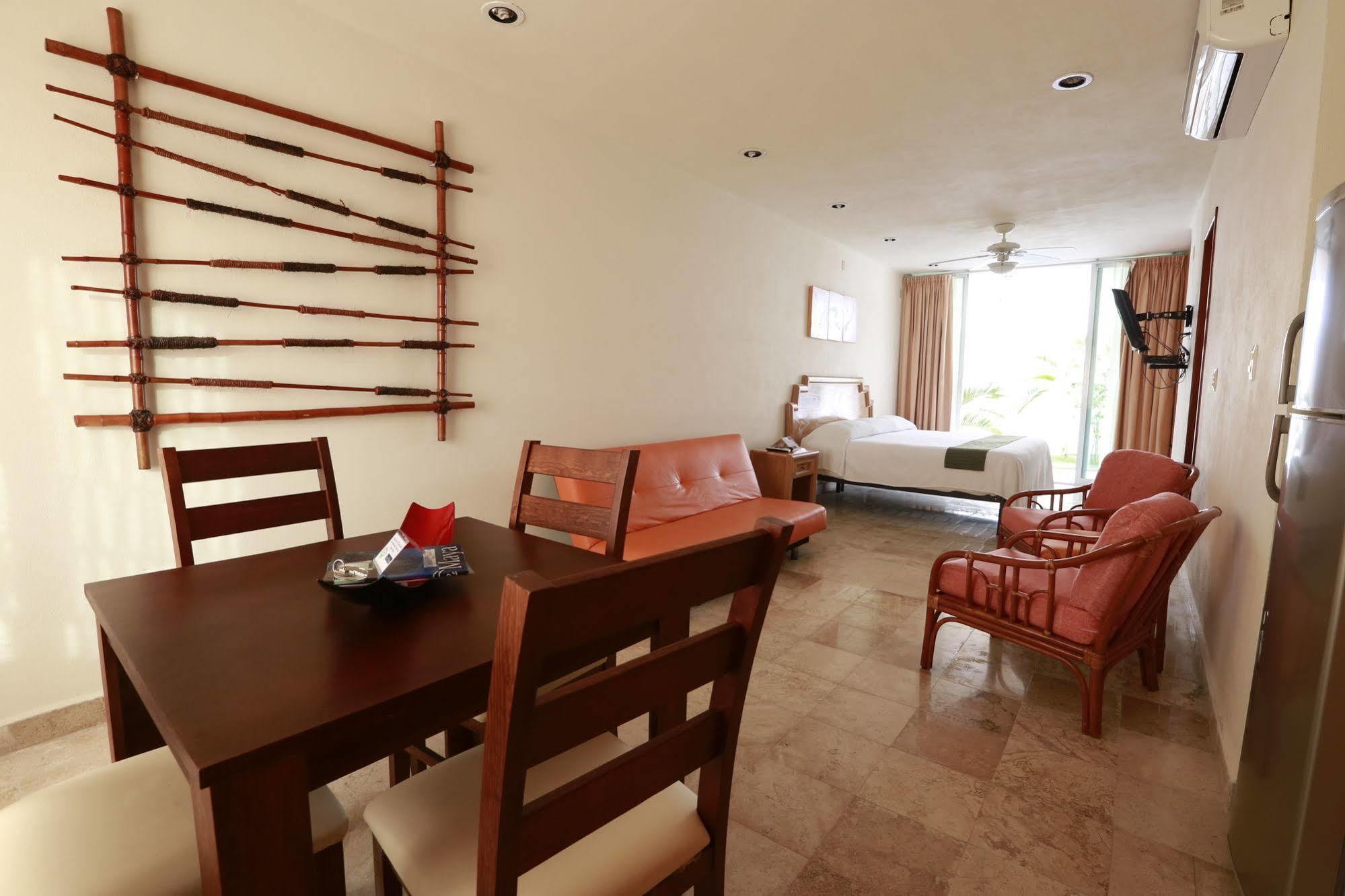 Coral Maya Stay Suites Puerto Aventuras Ngoại thất bức ảnh